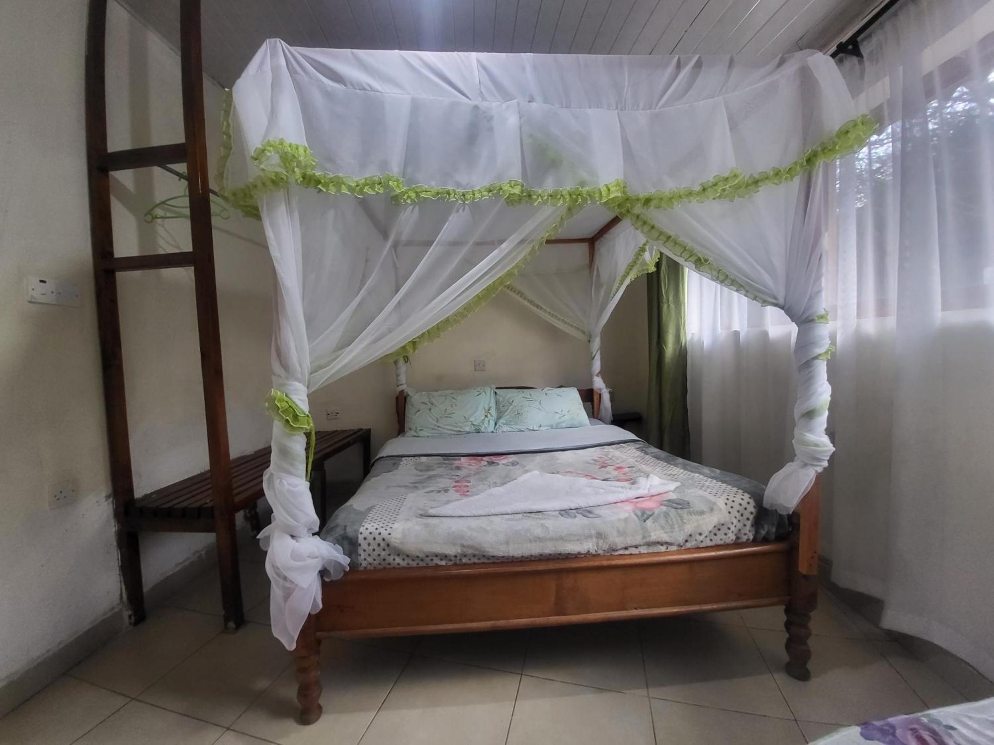 Triple Eden Resort - ไนวาชา ภายนอก รูปภาพ